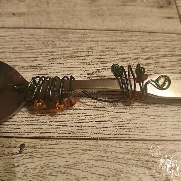 Wire Wrapped Teaspoon Colored Beads 6.25” Stainless Steel Sysco Japan - Picture 4 of 4